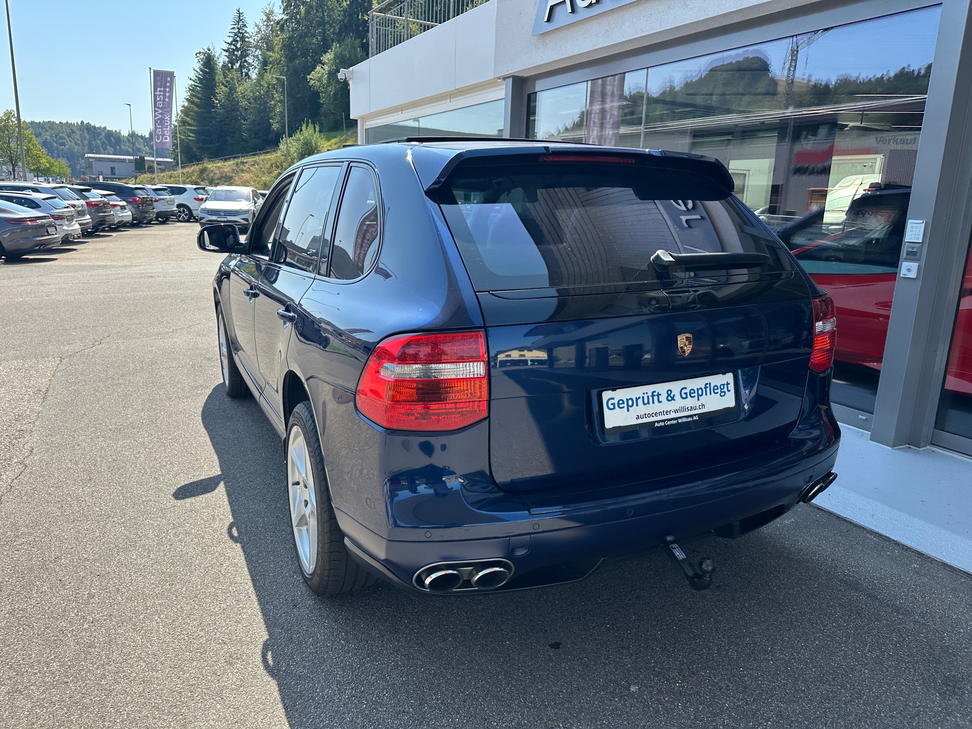 PORSCHE Cayenne S-image-19