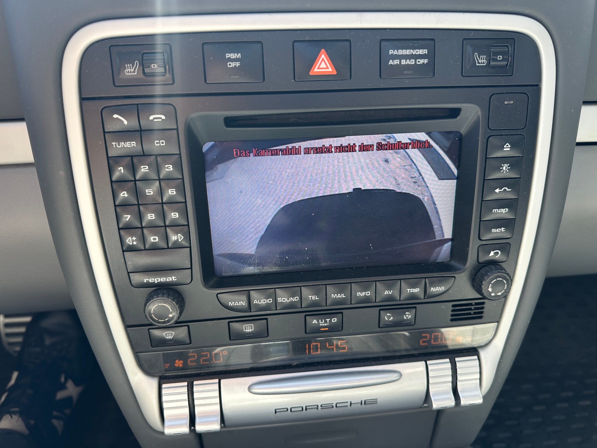 PORSCHE Cayenne S-image-15