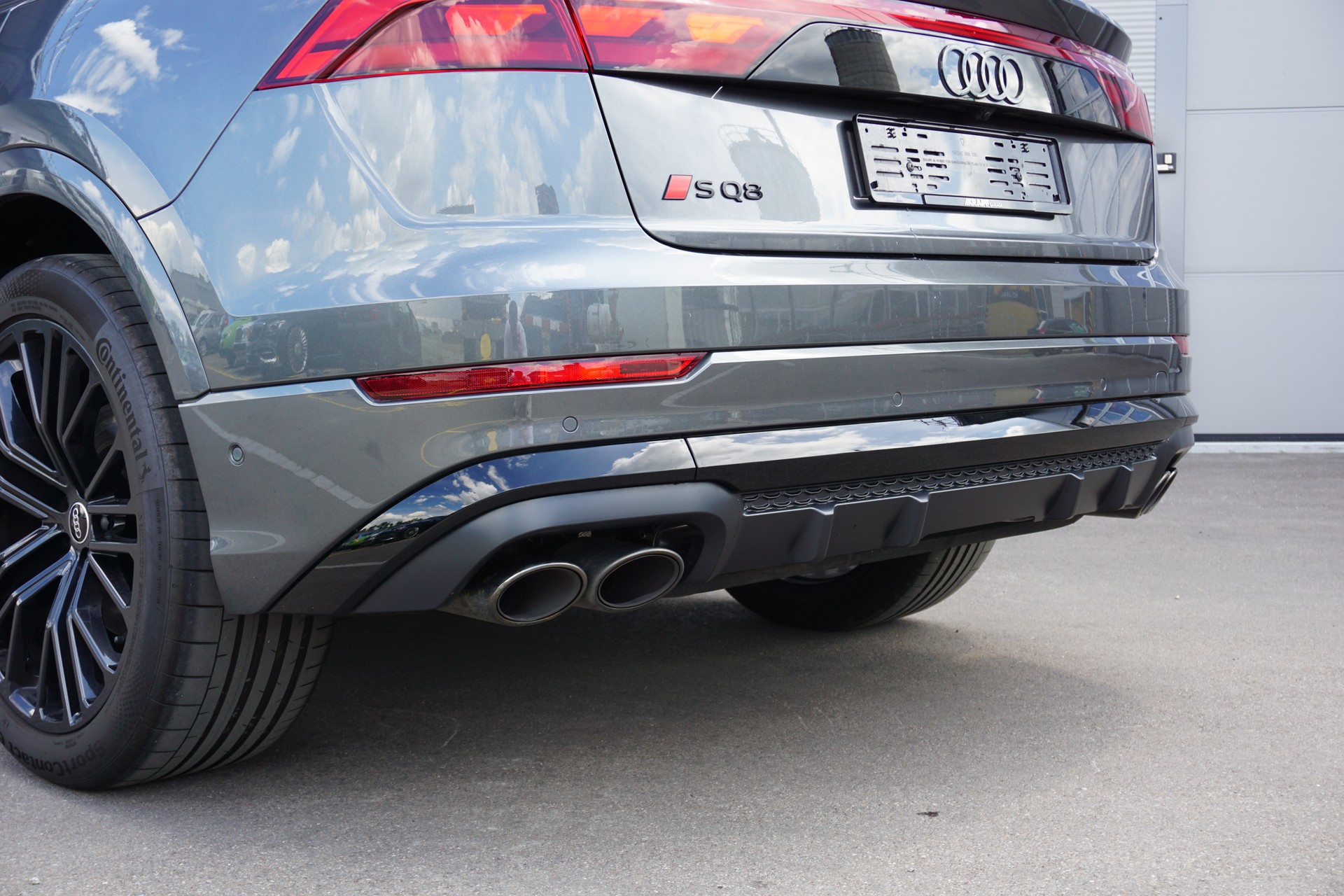 AUDI SQ8 SUV TFSI quattro tiptronic-image-5