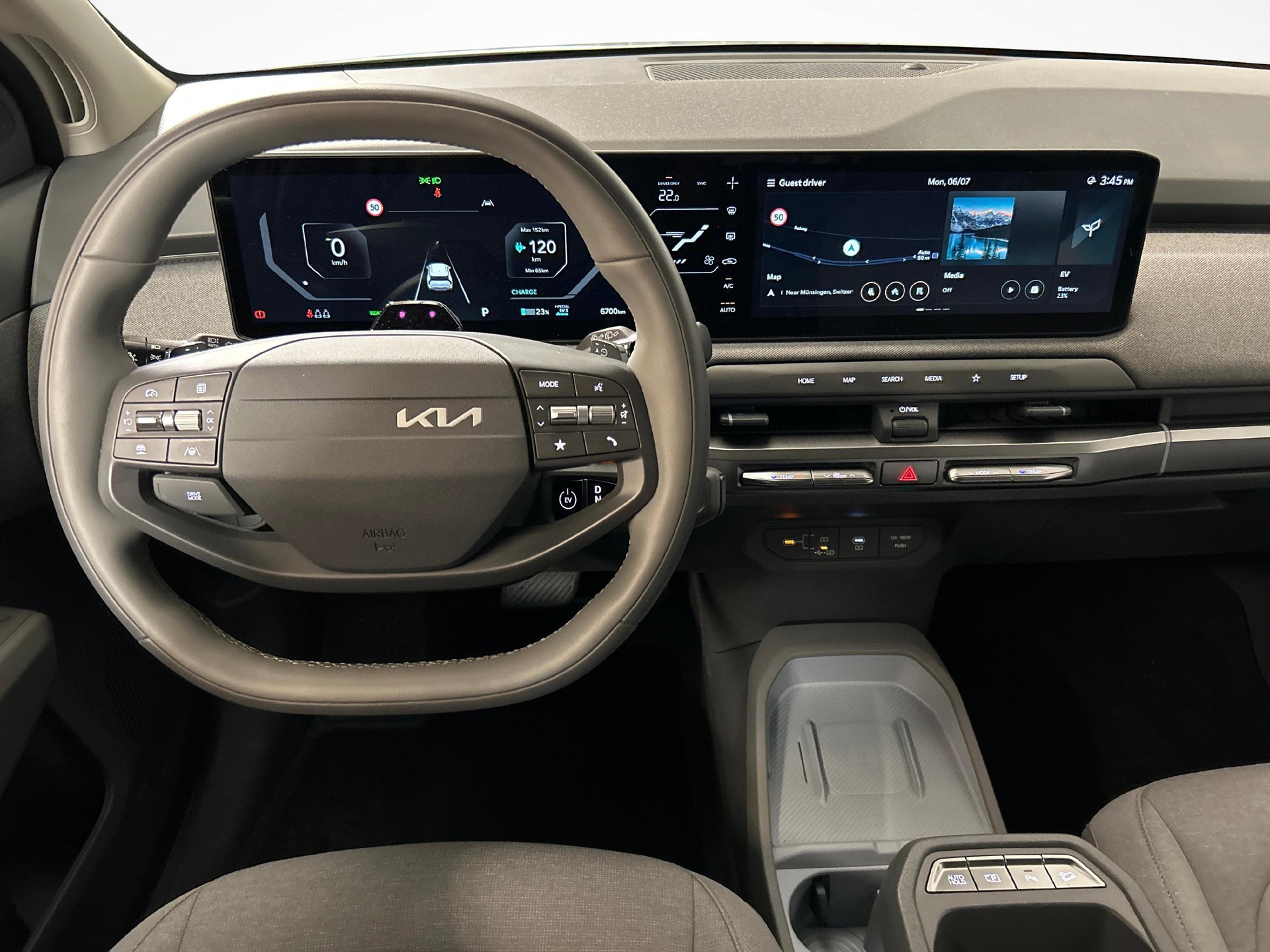 KIA EV3 81 kWh Earth-image-6