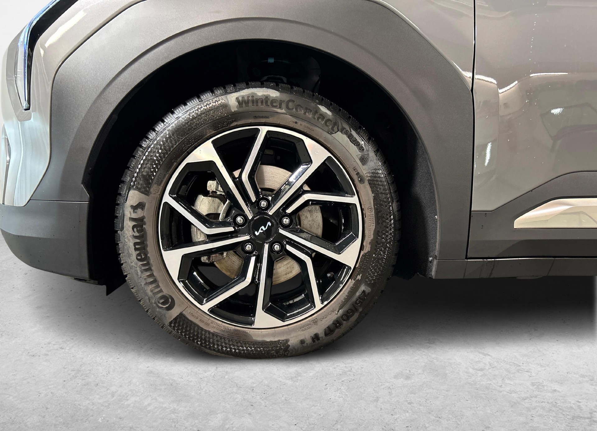 KIA EV3 81 kWh Earth-image-12