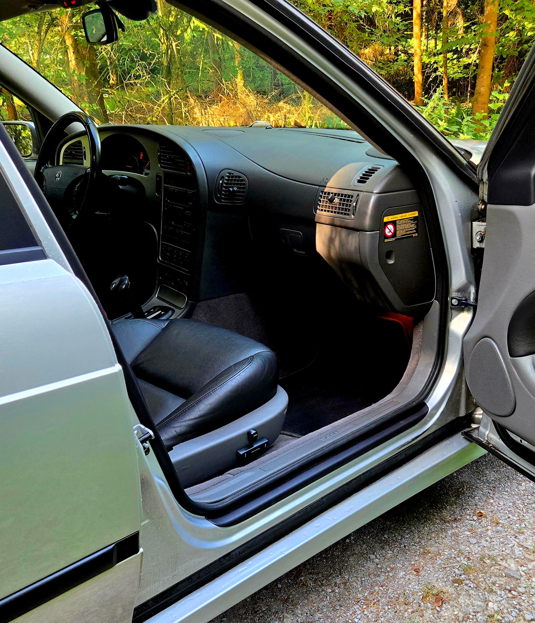SAAB 9-5 2.3T Aero-image-8