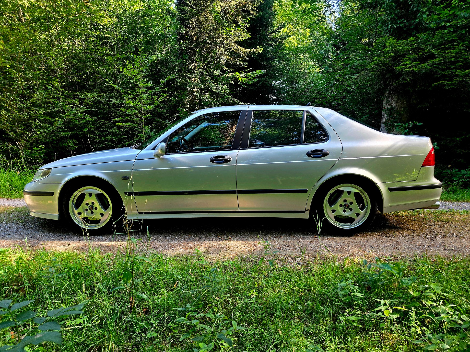 SAAB 9-5 2.3T Aero-image-14