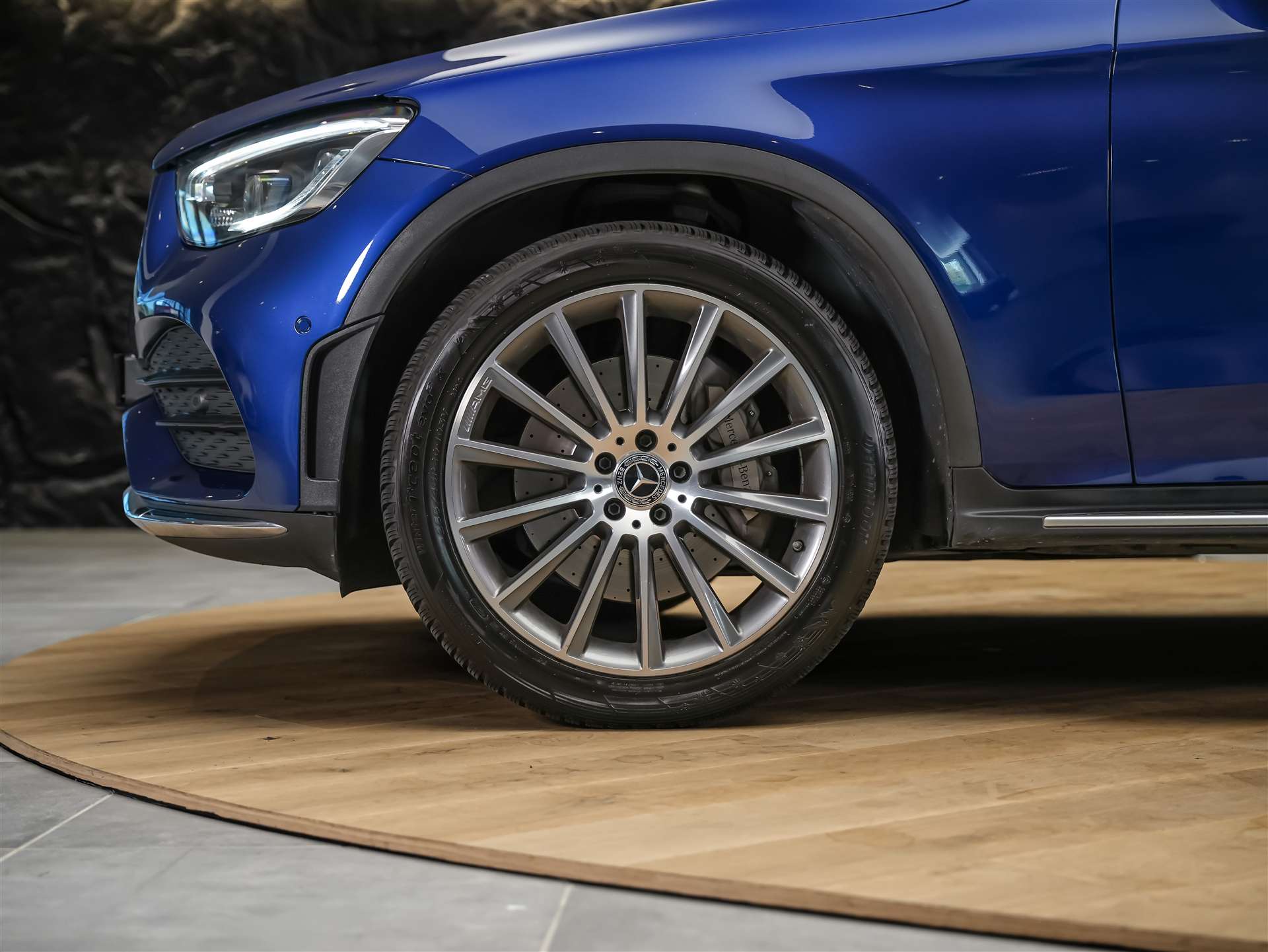 MERCEDES-BENZ GLC 200 AMG Line 4Matic 9G-Tronic *CH Auto*Facelift*EL. Sitze mit Memory*Panorama*-image-18