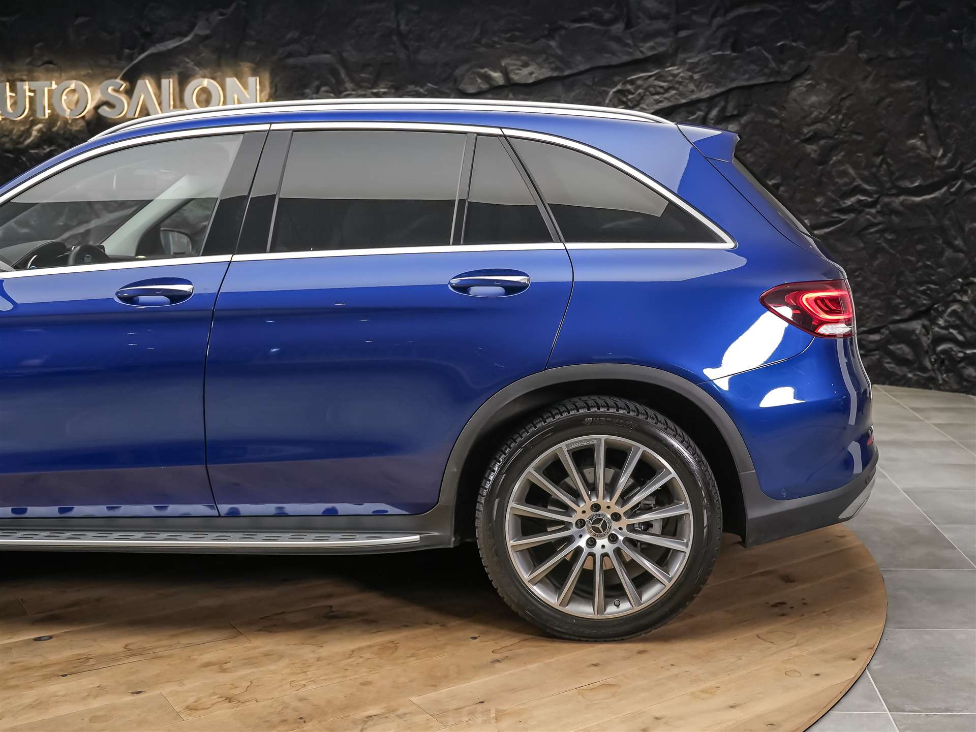 MERCEDES-BENZ GLC 200 AMG Line 4Matic 9G-Tronic *CH Auto*Facelift*EL. Sitze mit Memory*Panorama*-image-19