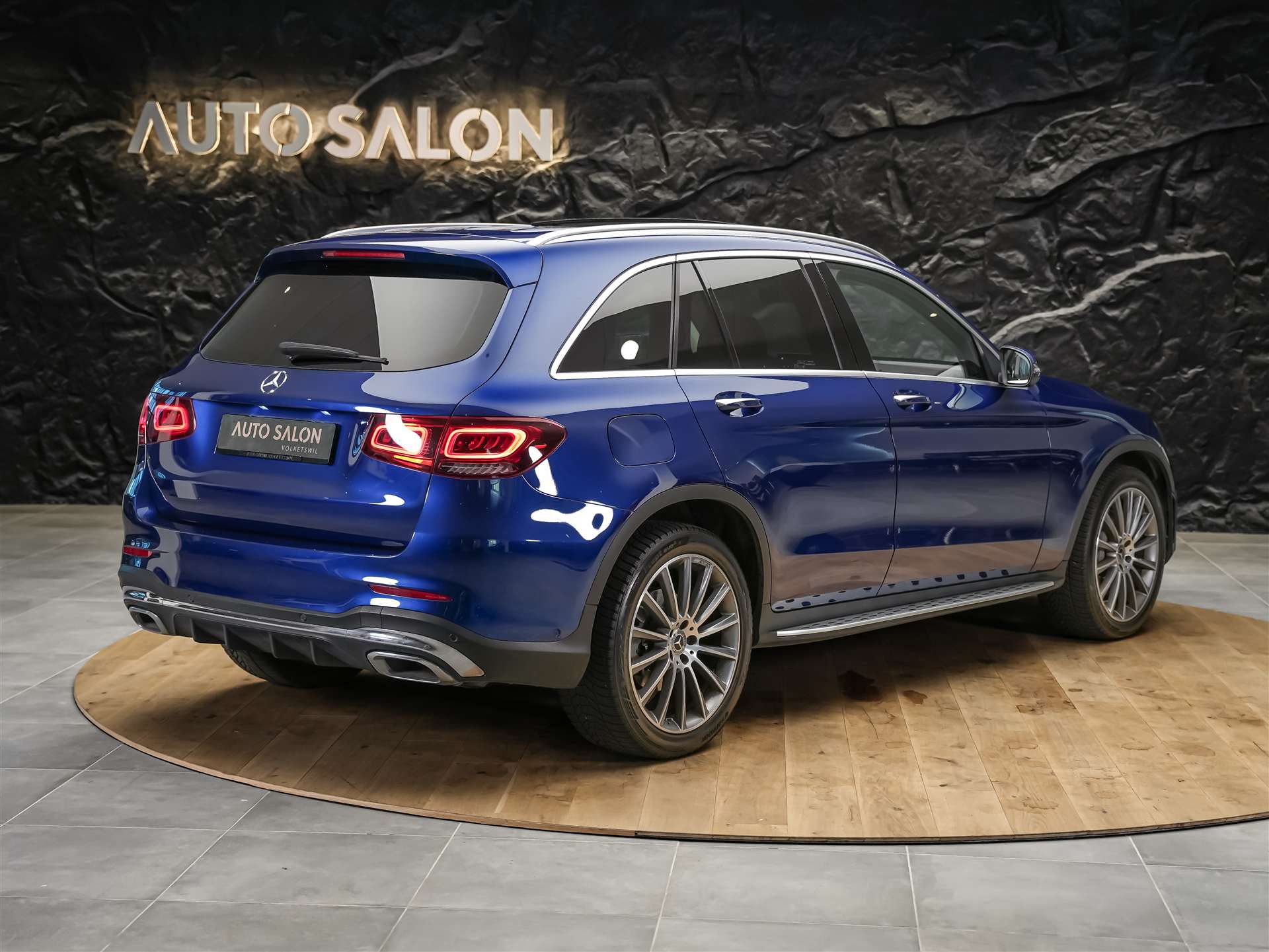 MERCEDES-BENZ GLC 200 AMG Line 4Matic 9G-Tronic *CH Auto*Facelift*EL. Sitze mit Memory*Panorama*-image-4