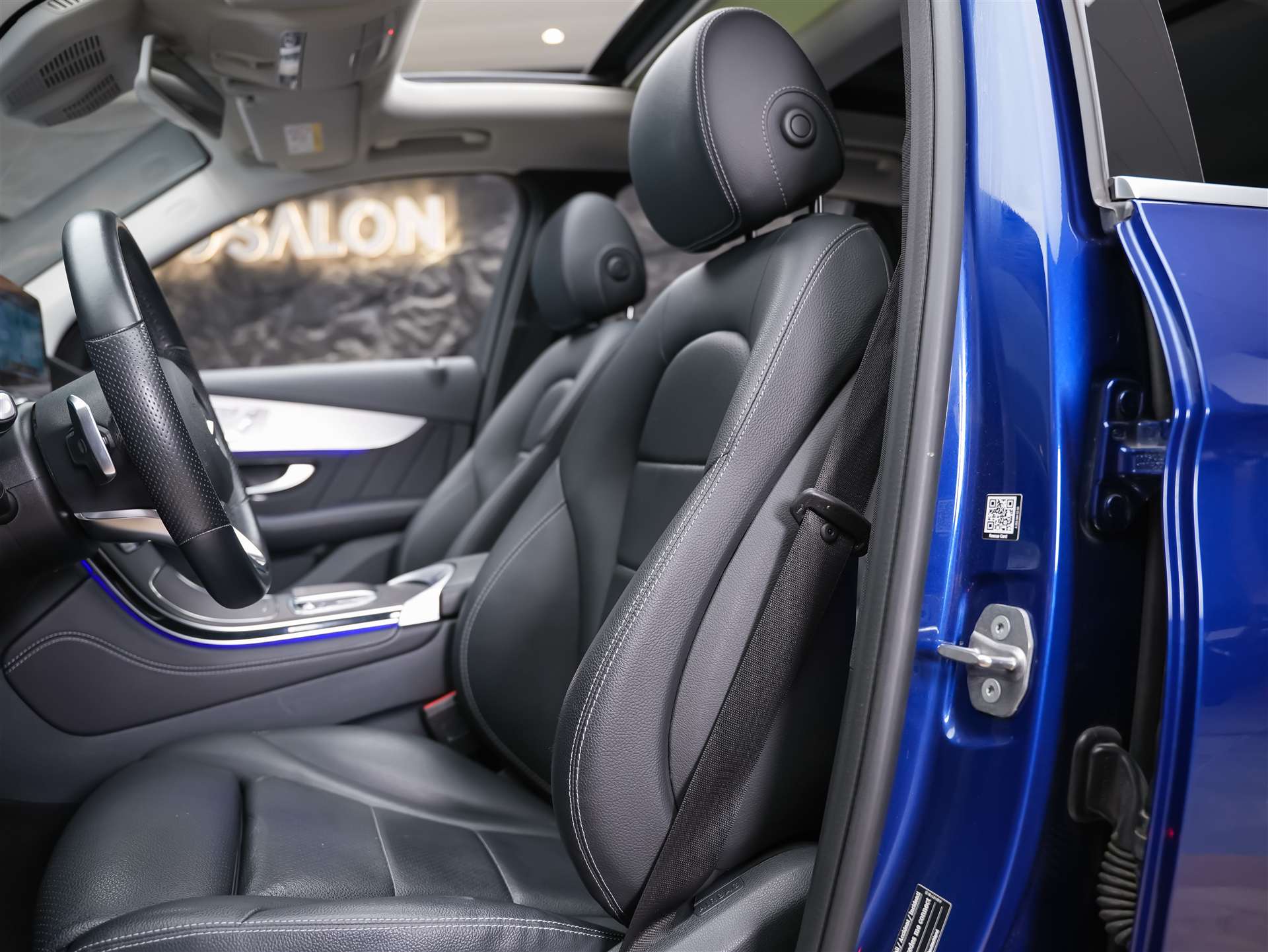 MERCEDES-BENZ GLC 200 AMG Line 4Matic 9G-Tronic *CH Auto*Facelift*EL. Sitze mit Memory*Panorama*-image-9