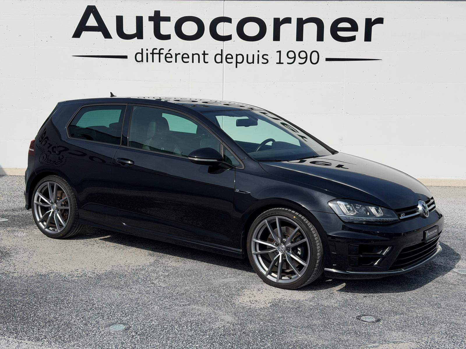 VW Golf 2.0 TSI R 4Motion-showroom-element-1