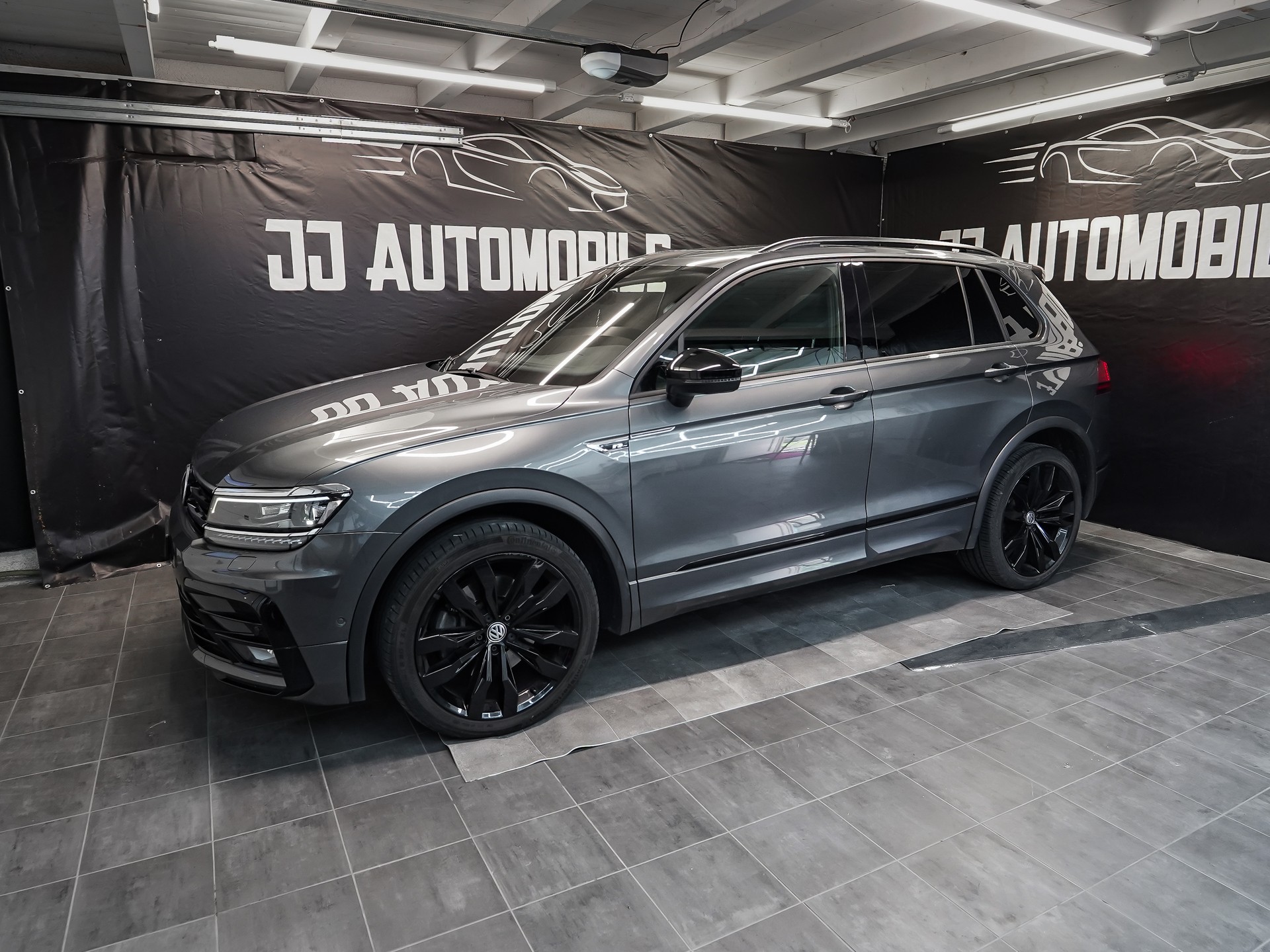 VW Tiguan 2.0TSI Highline 4Motion DSG-image-4