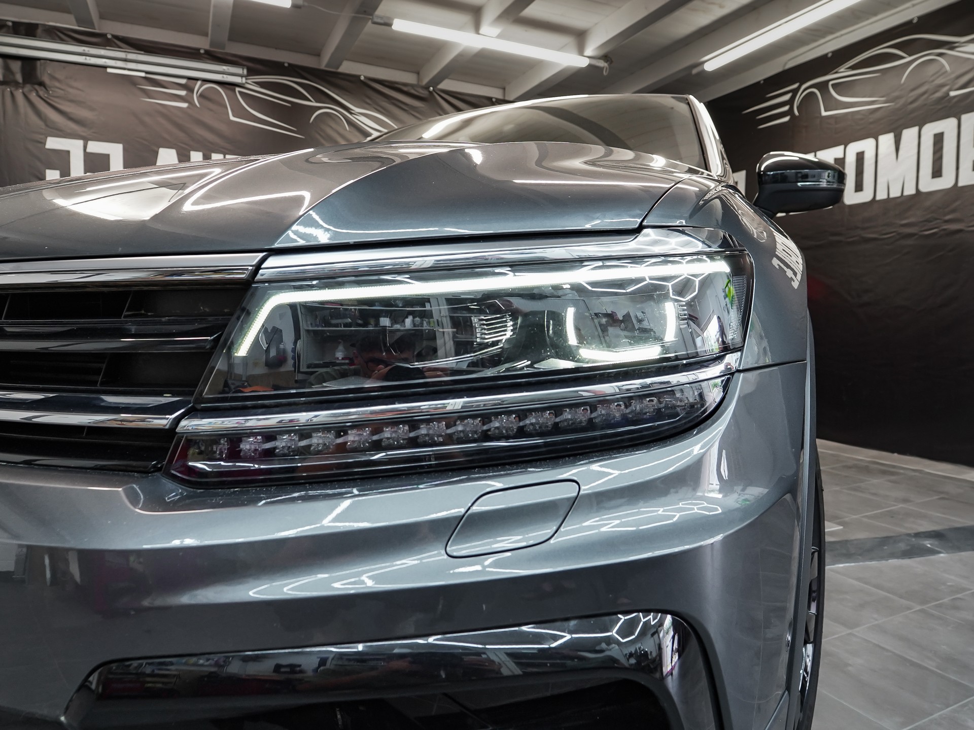 VW Tiguan 2.0TSI Highline 4Motion DSG-image-8