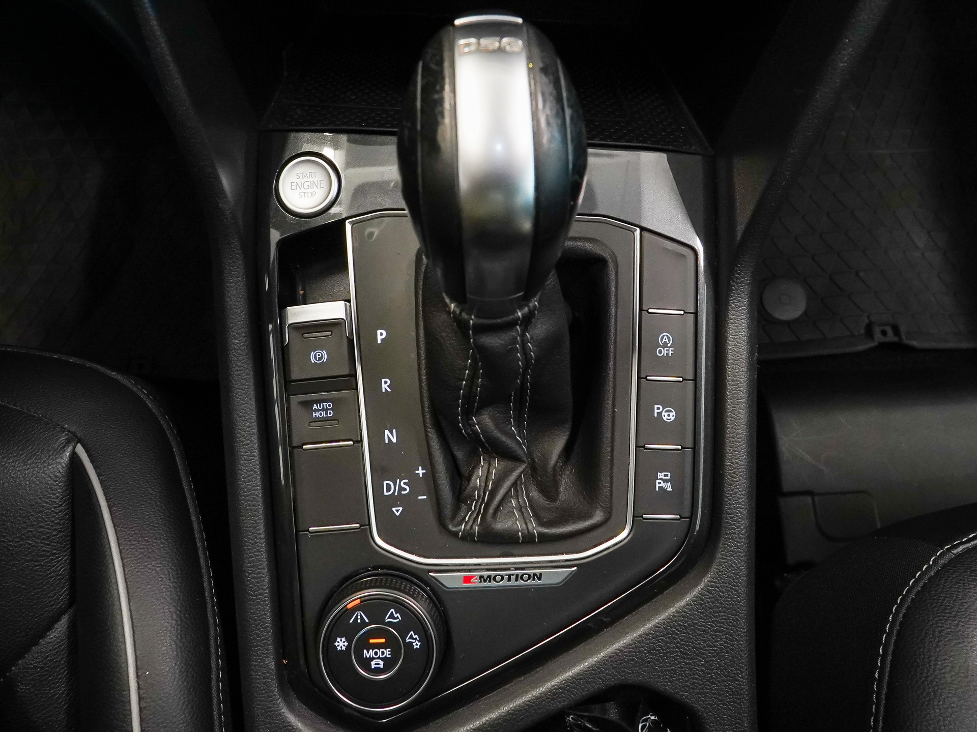 VW Tiguan 2.0TSI Highline 4Motion DSG-image-15