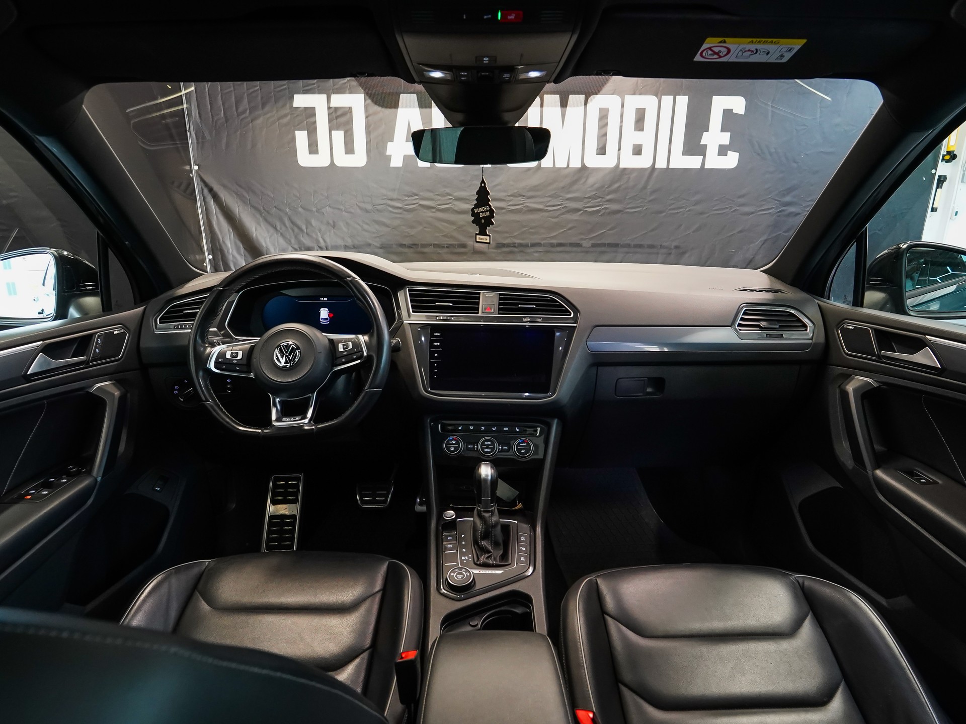 VW Tiguan 2.0TSI Highline 4Motion DSG-image-12