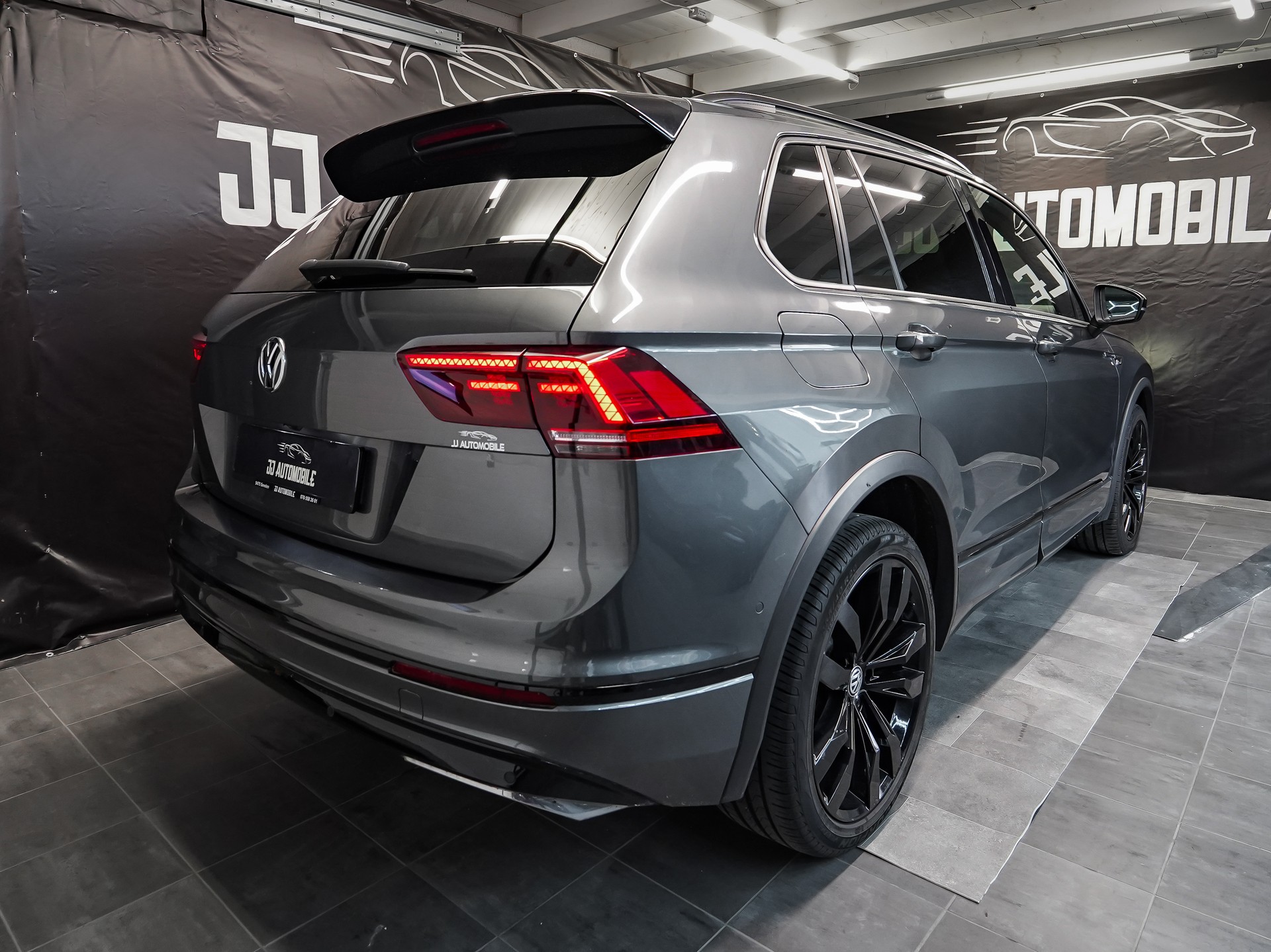 VW Tiguan 2.0TSI Highline 4Motion DSG-image-7