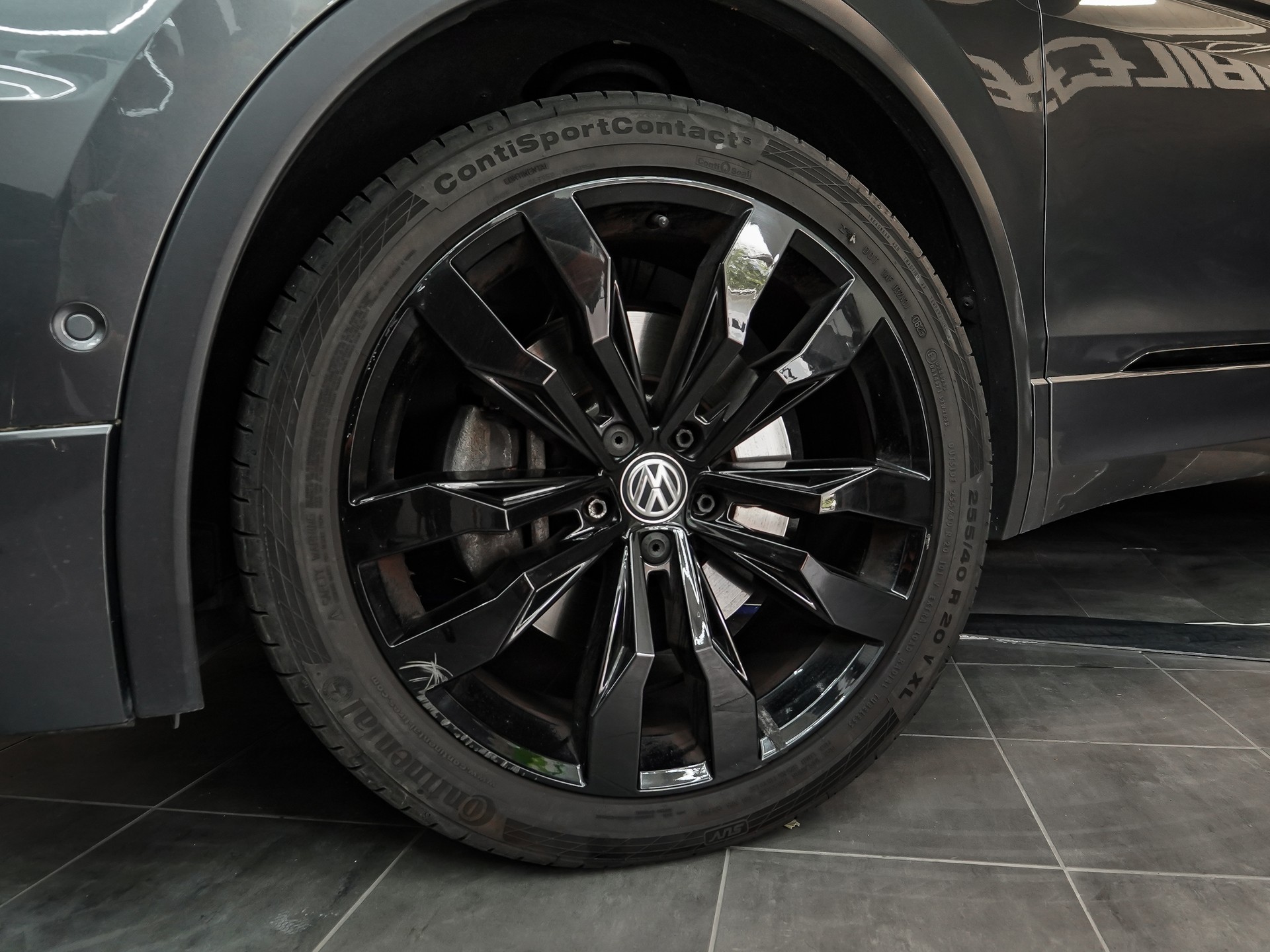 VW Tiguan 2.0TSI Highline 4Motion DSG-image-9