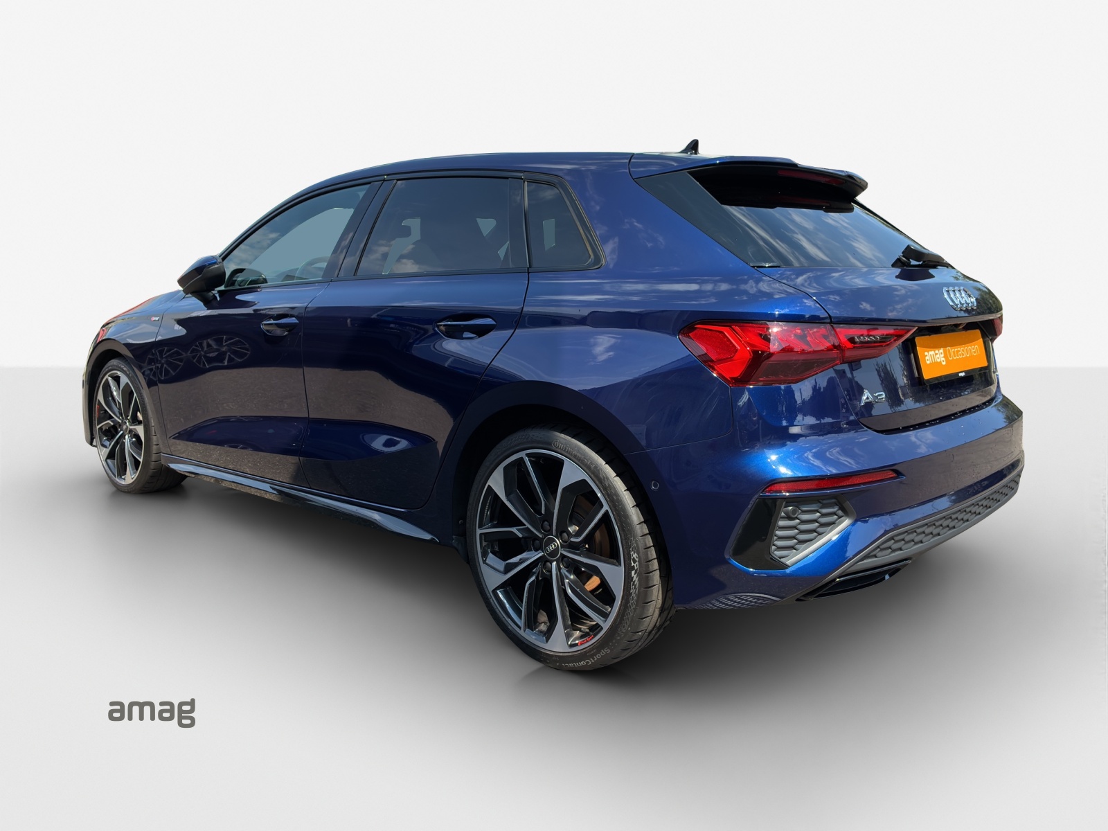 AUDI A3 Sportback 40 TFSI S line quattro S-tronic-showroom-element-2
