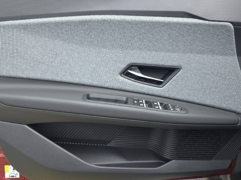 RENAULT R4 E-Tech Comfort Range FALTDACH-image-13