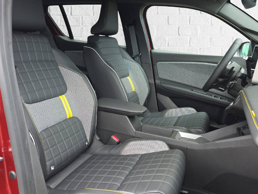 RENAULT R4 E-Tech Comfort Range FALTDACH-image-10