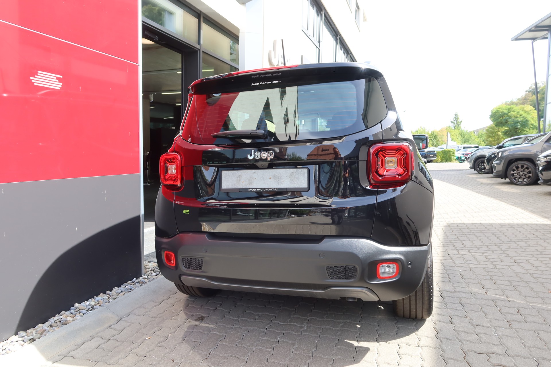 JEEP Renegade 1.5 MHEV Summit-image-5