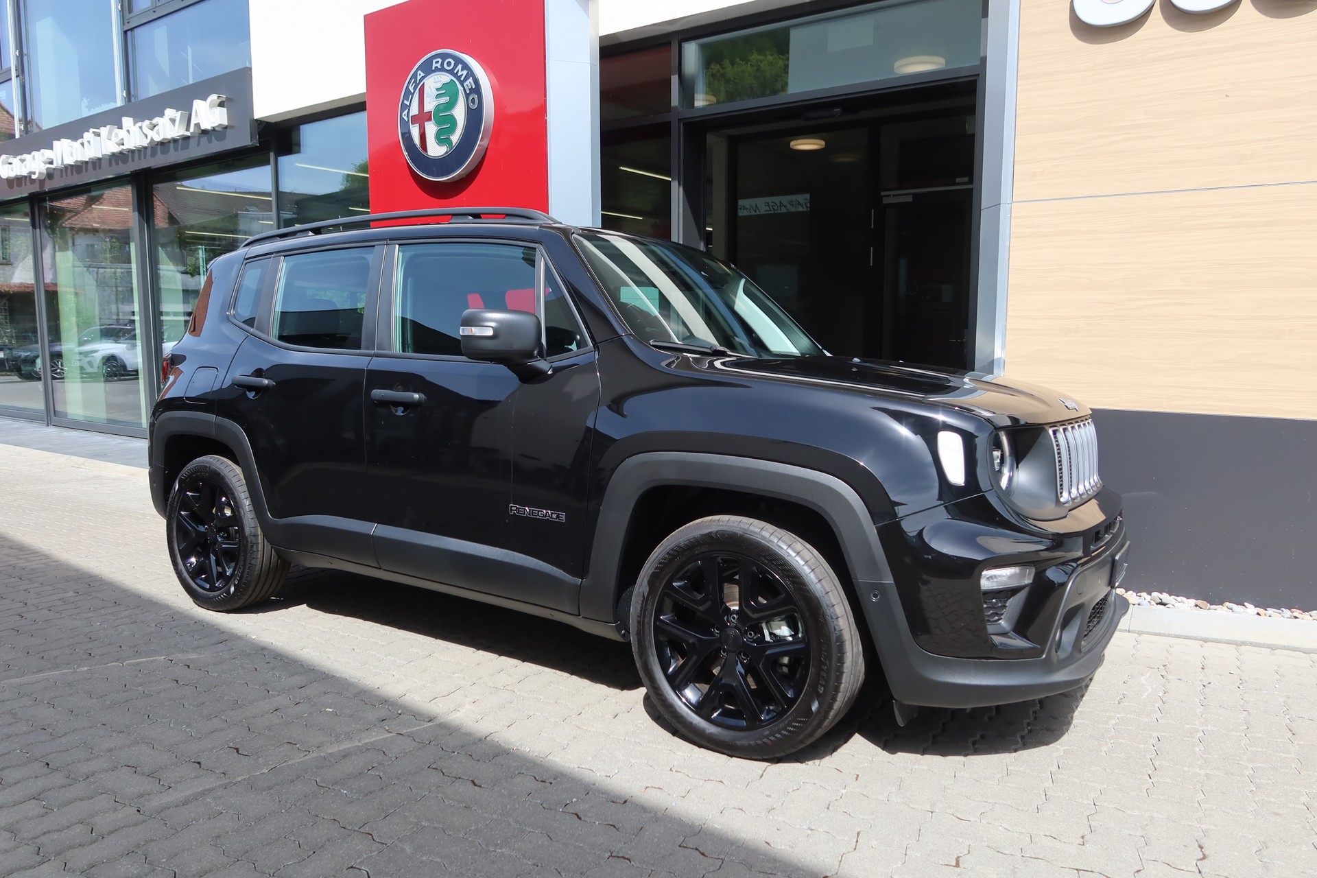 JEEP Renegade 1.5 MHEV Summit-image-2