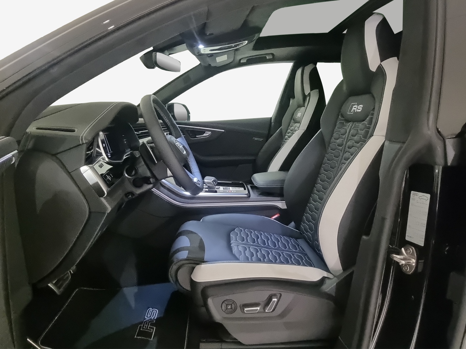 AUDI RSQ8 quattro-image-7