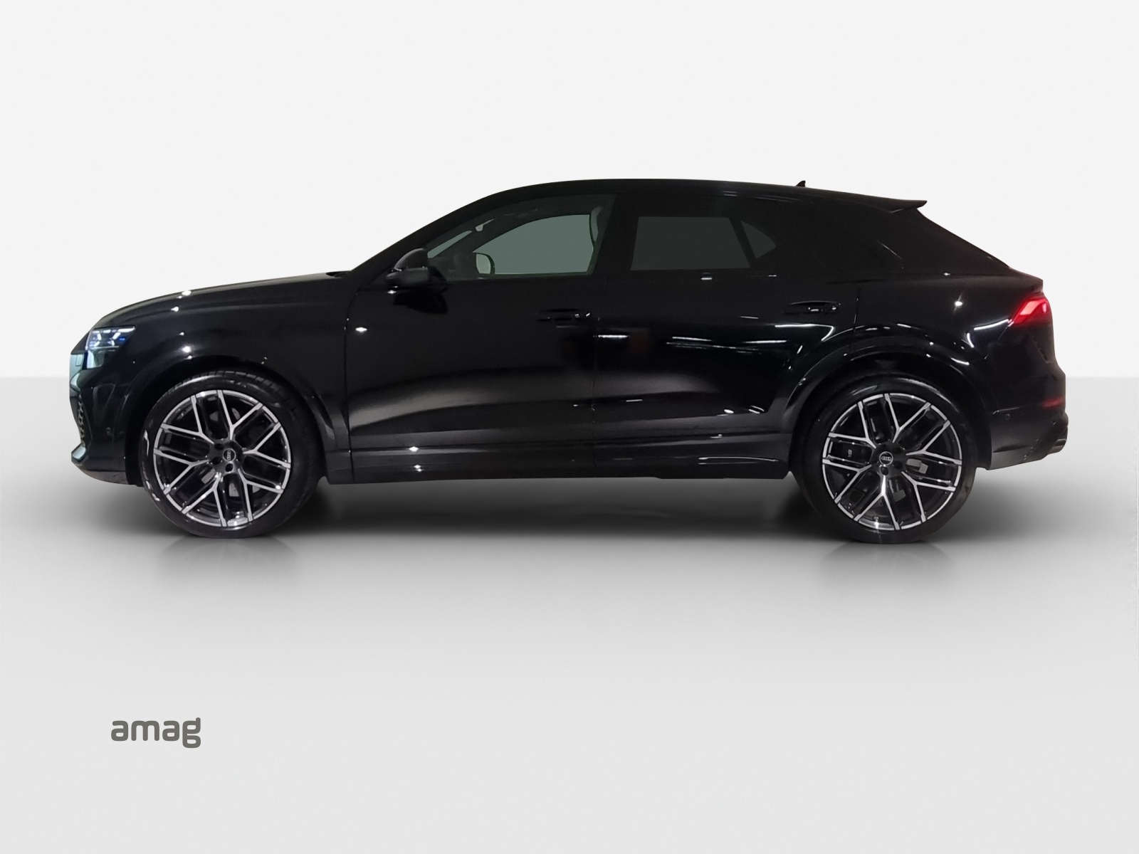 AUDI RSQ8 quattro-image-1