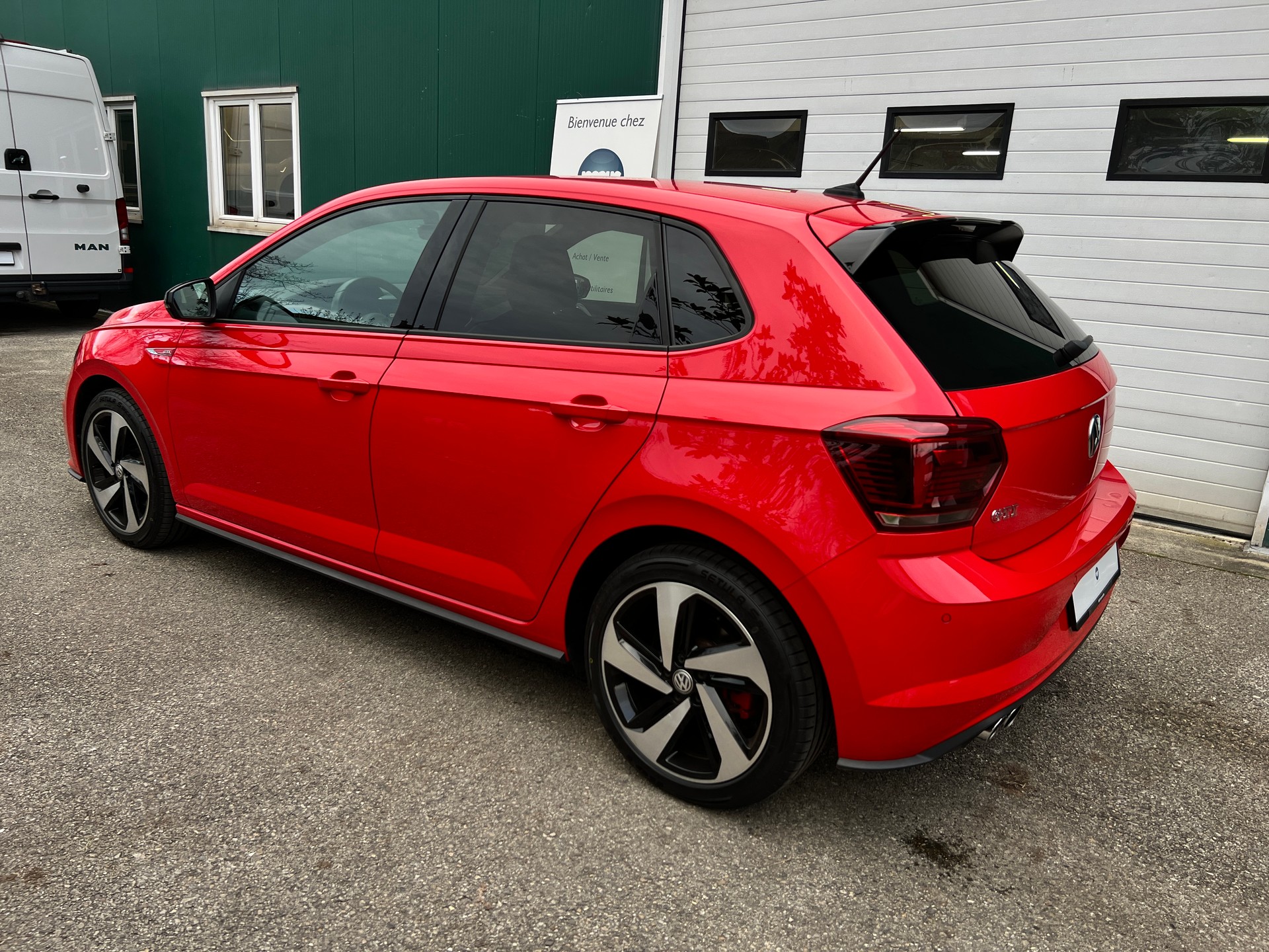 VW Polo 2.0 TSI GTI DSG-image-5