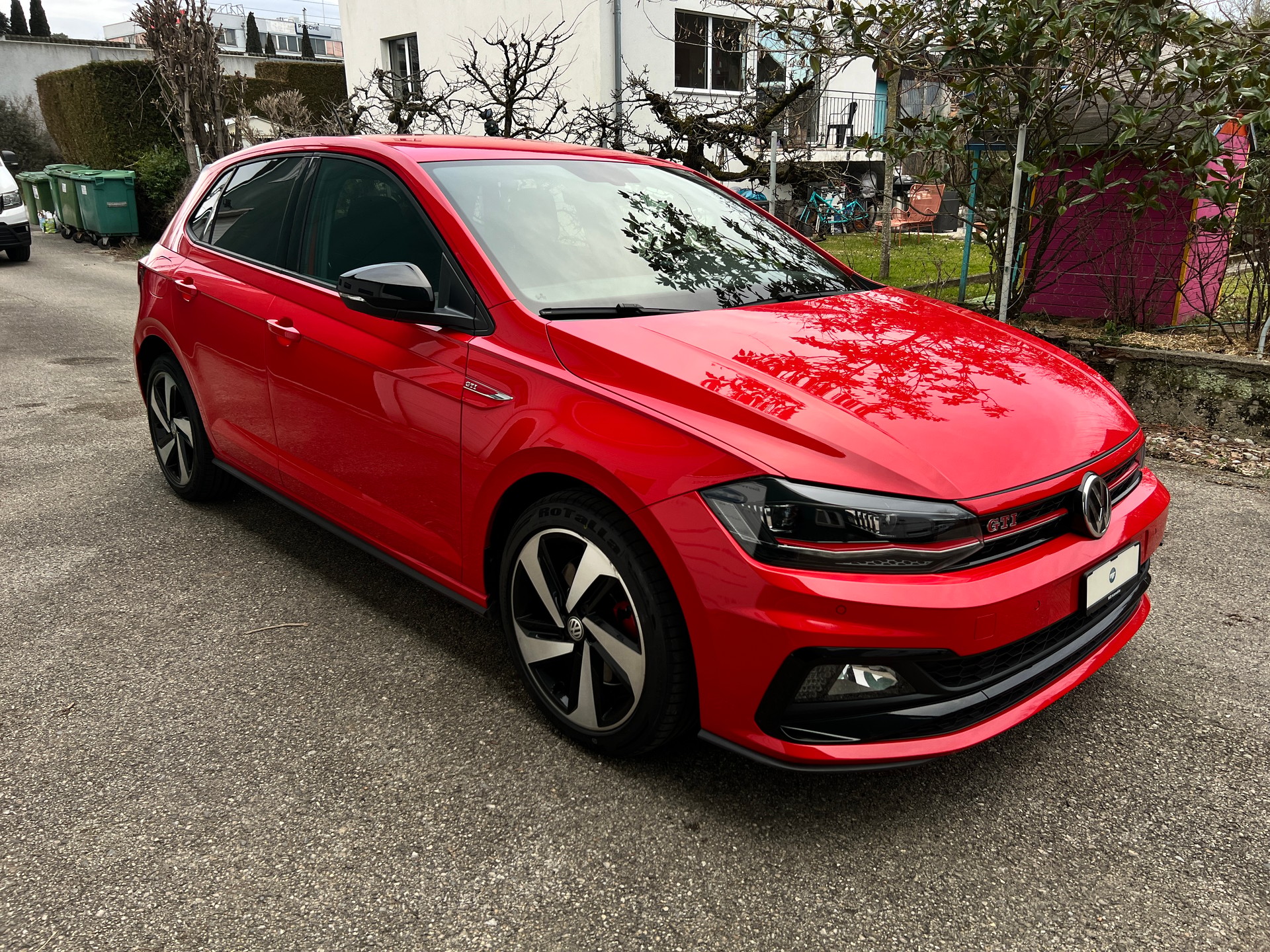 VW Polo 2.0 TSI GTI DSG-image-2
