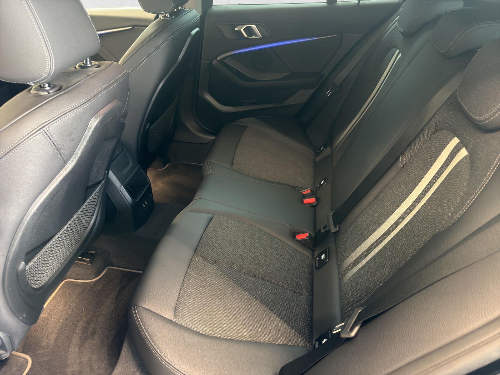 BMW 120i Steptronic Sport Line-image-9