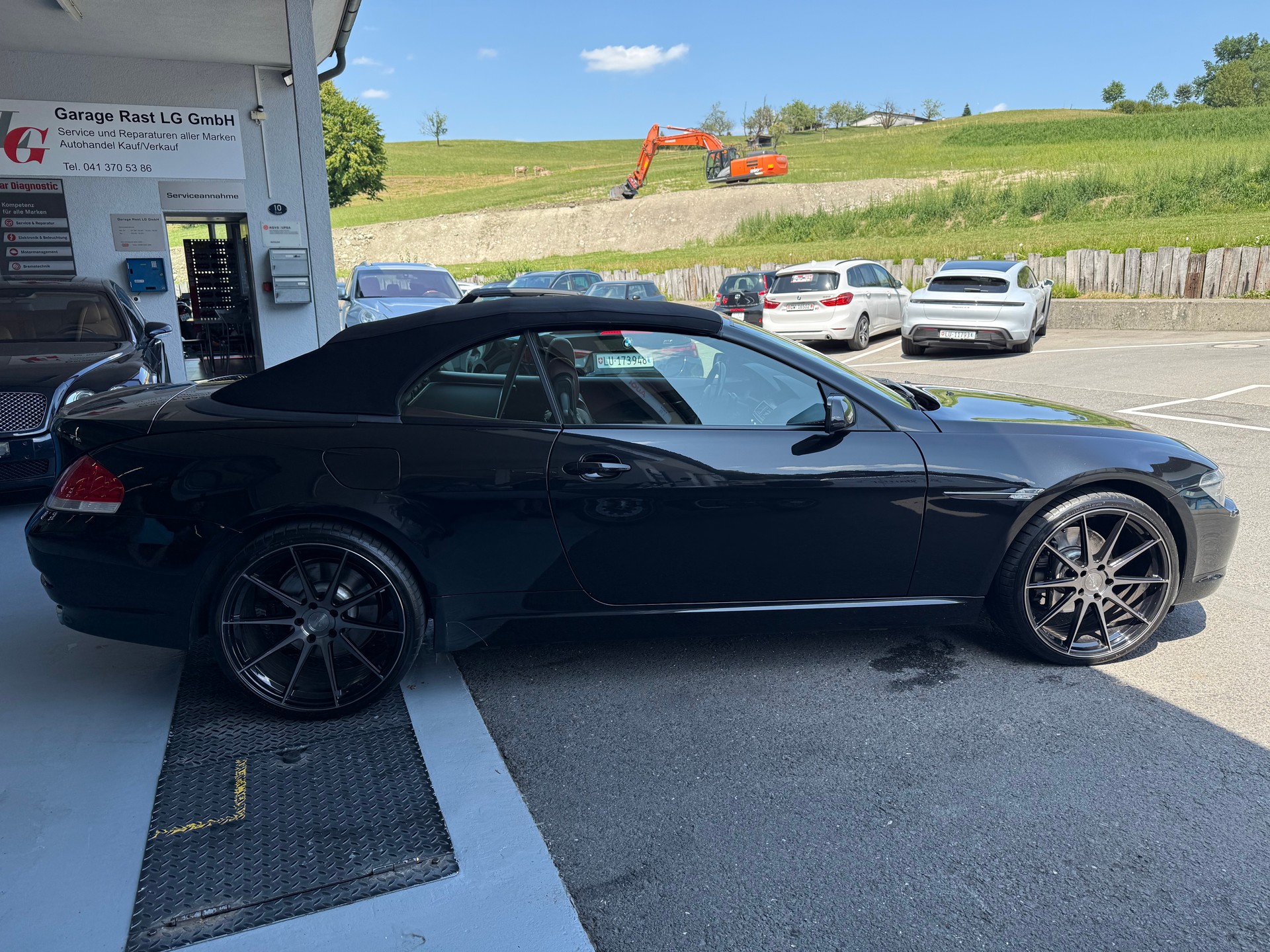 BMW 650i-image-9