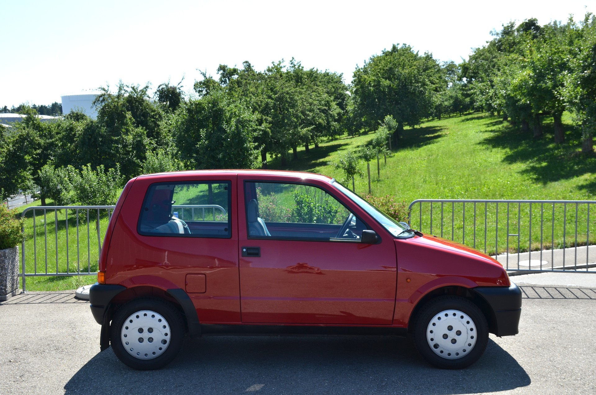 FIAT Cinquecento-showroom-element-3