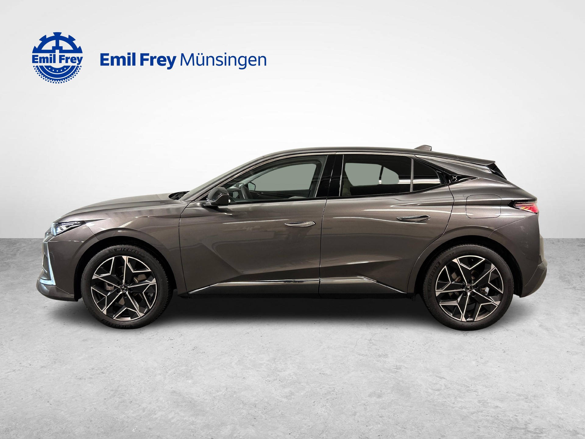DS AUTOMOBILES 4 1.6 E-Tense Rivoli-image-4