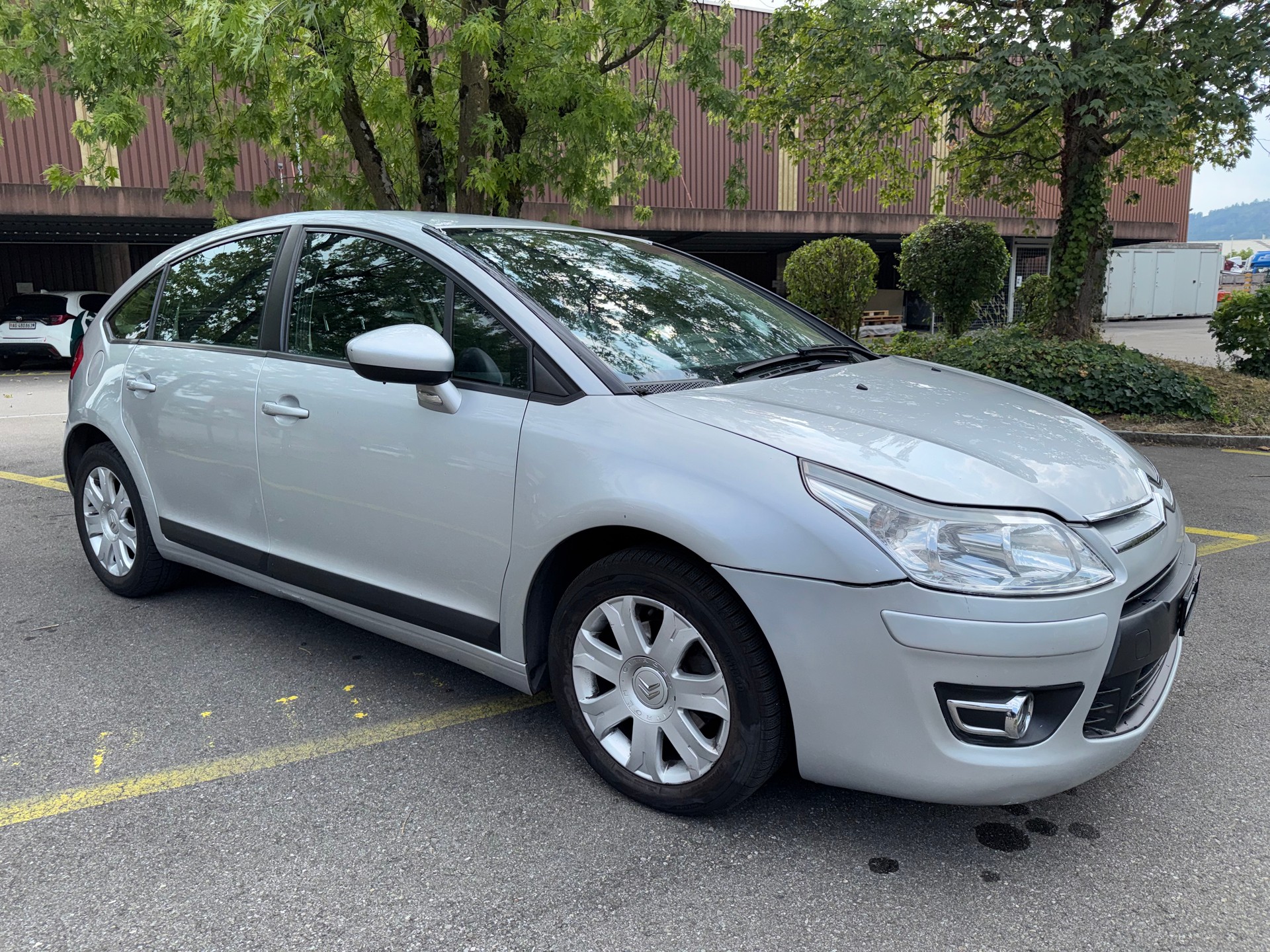 CITROEN C4 Berline 1.6i 16V VTR (Pack) Automatic-image-4
