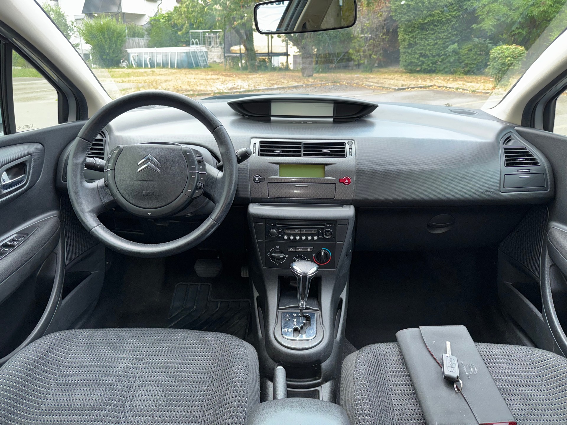 CITROEN C4 Berline 1.6i 16V VTR (Pack) Automatic-image-11
