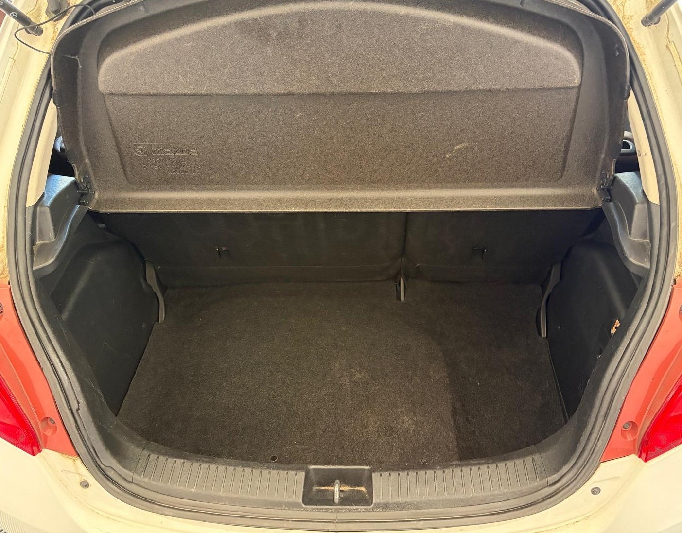 MAZDA 2 1.3i 16V Exclusive-image-15