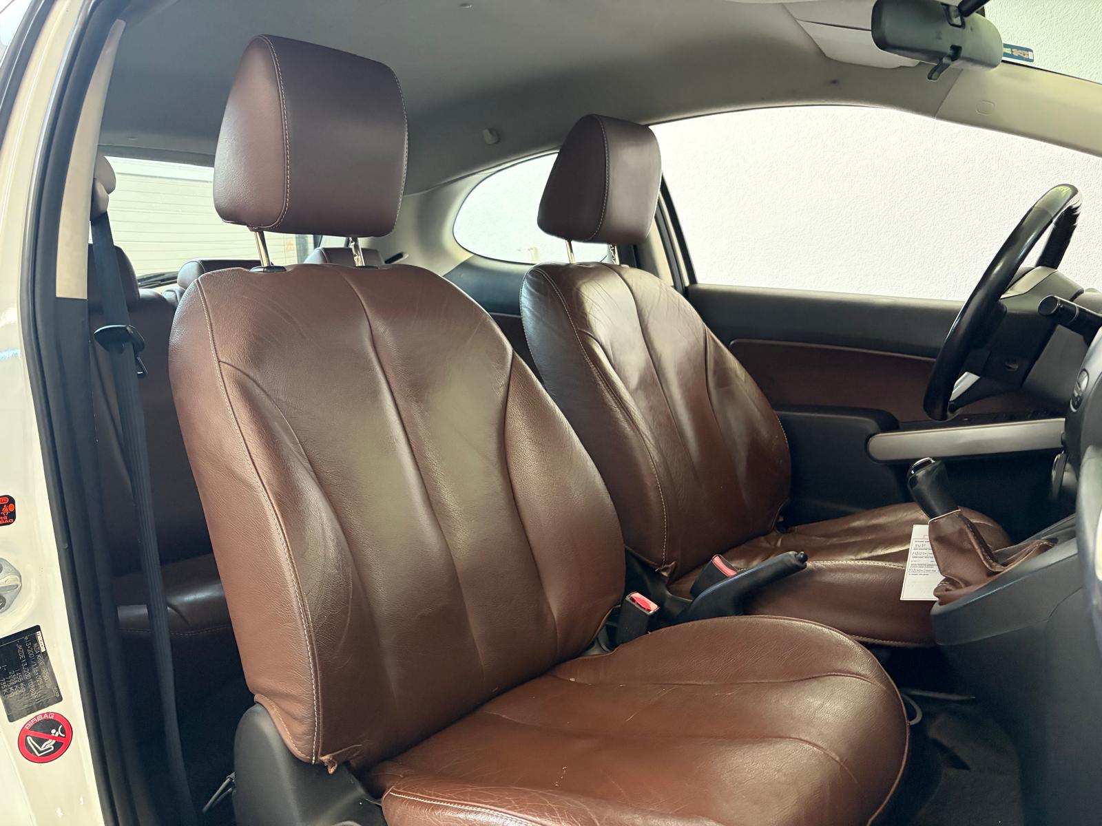 MAZDA 2 1.3i 16V Exclusive-image-7
