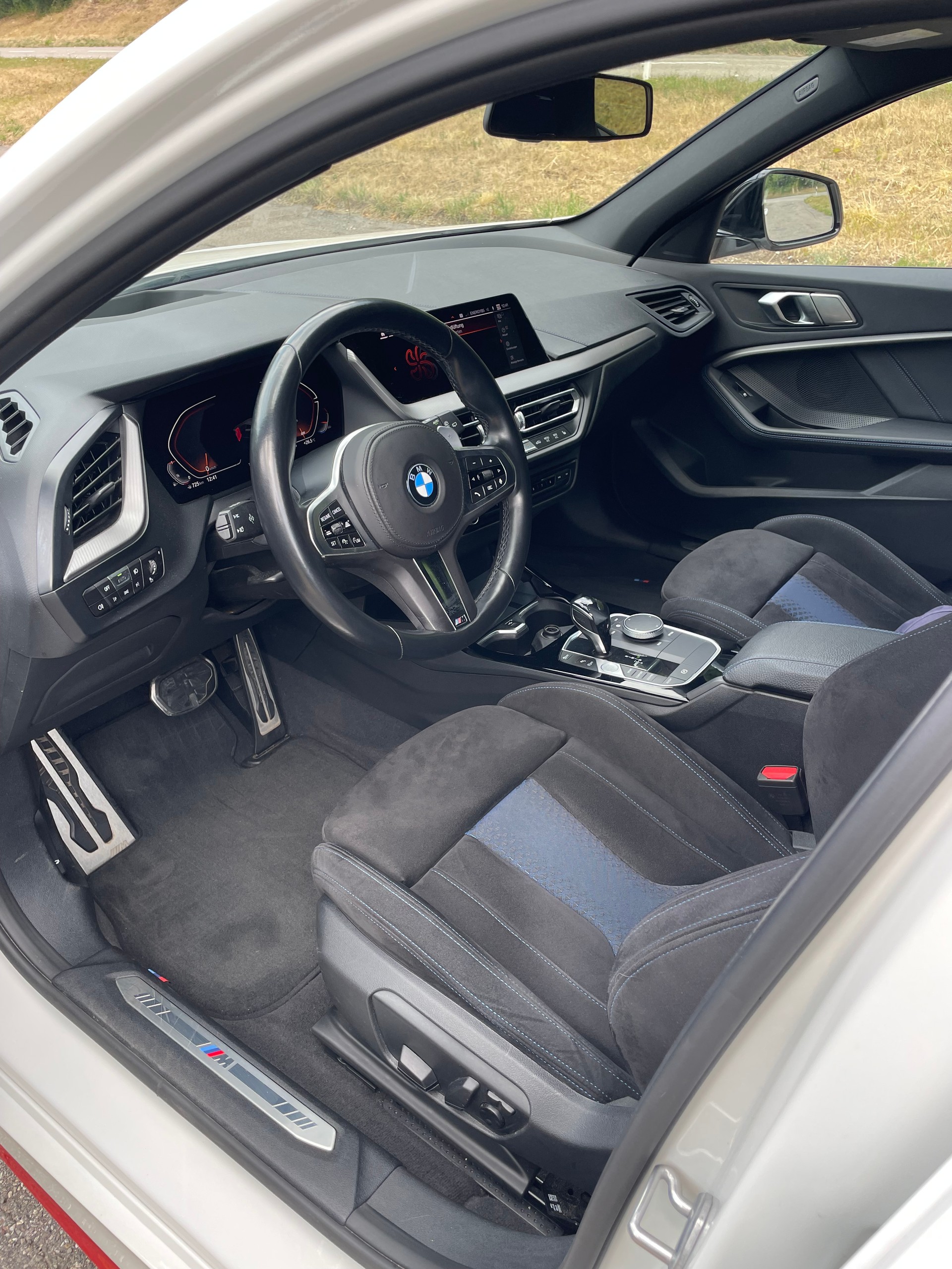 BMW 128ti-image-3