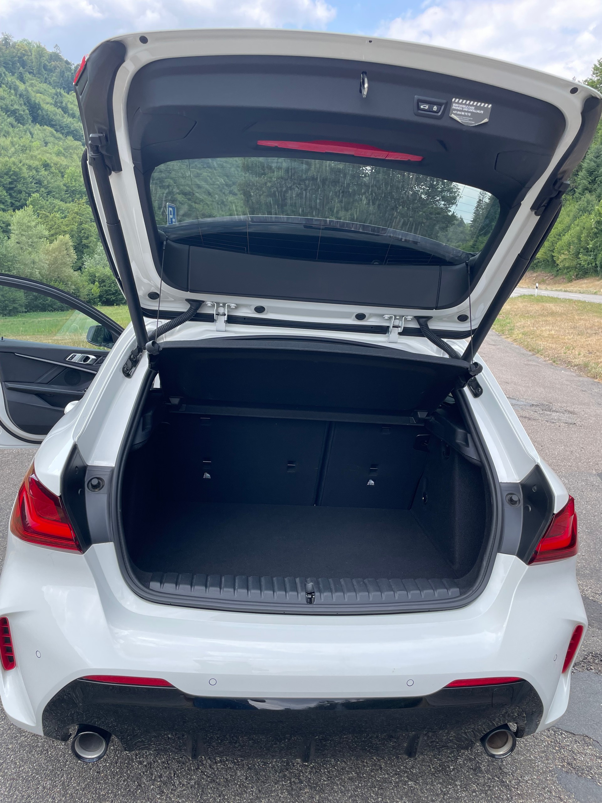 BMW 128ti-image-4