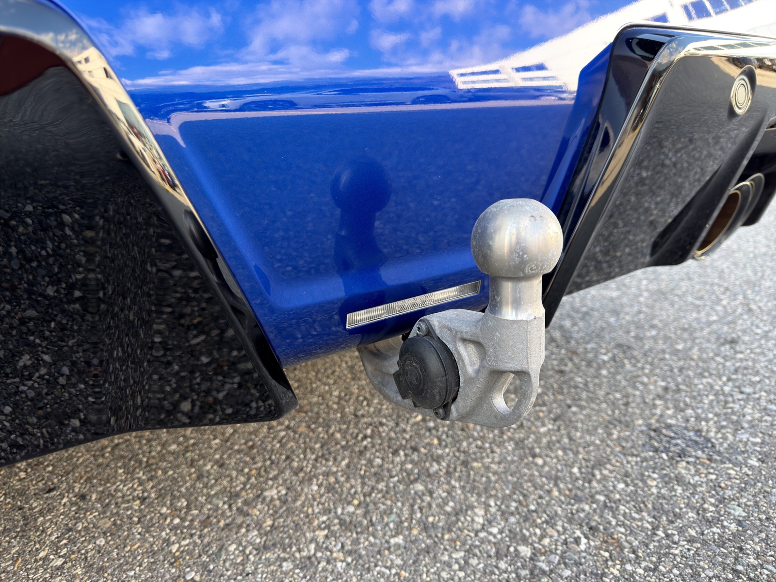 BMW M5 xDrive Touring (CH)-image-9