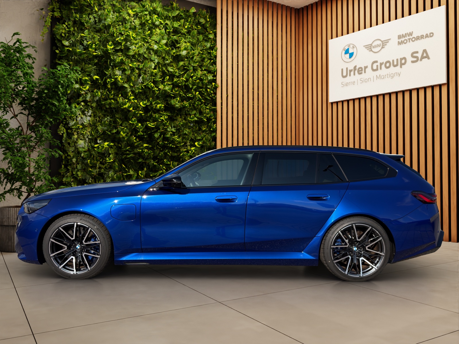 BMW M5 xDrive Touring (CH)-image-1