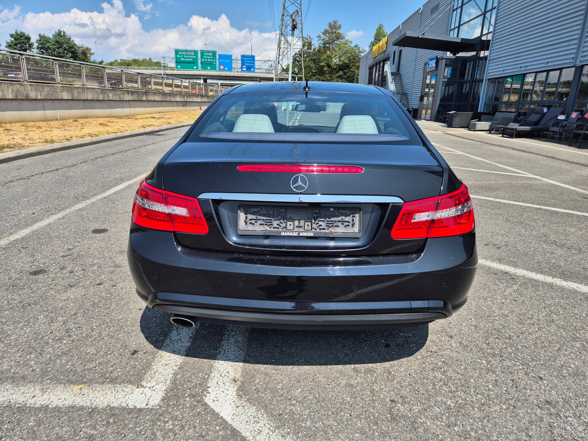 MERCEDES-BENZ E 220 CDI BlueEfficiency 7G-Tronic-image-10