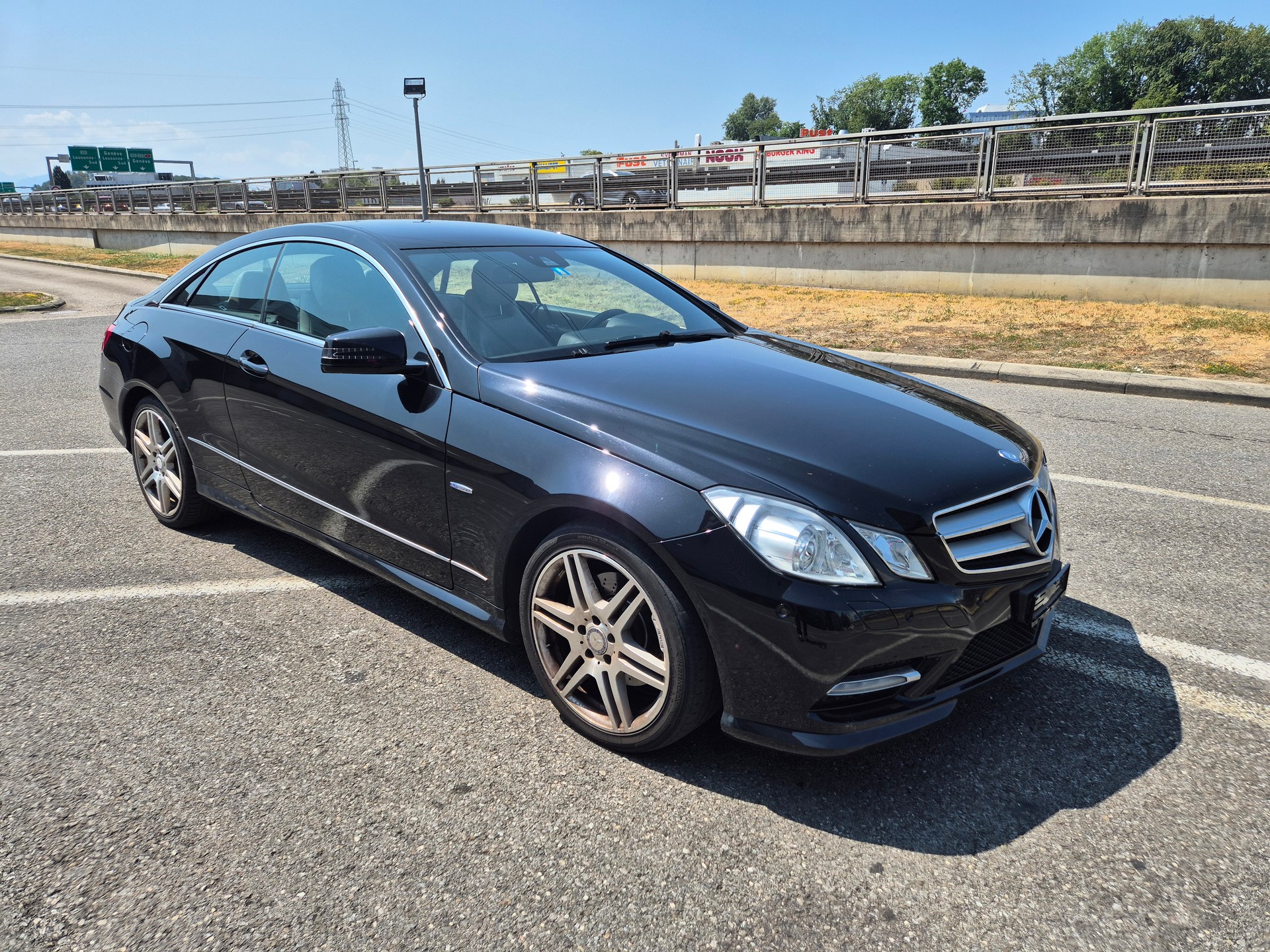 MERCEDES-BENZ E 220 CDI BlueEfficiency 7G-Tronic-image-9