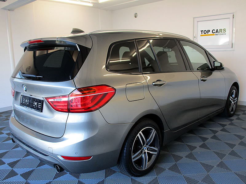BMW 220d xDrive Gran Tourer Sport Line Steptronic-image-4