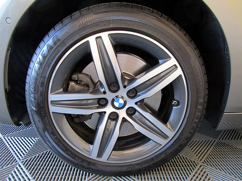 BMW 220d xDrive Gran Tourer Sport Line Steptronic-image-19