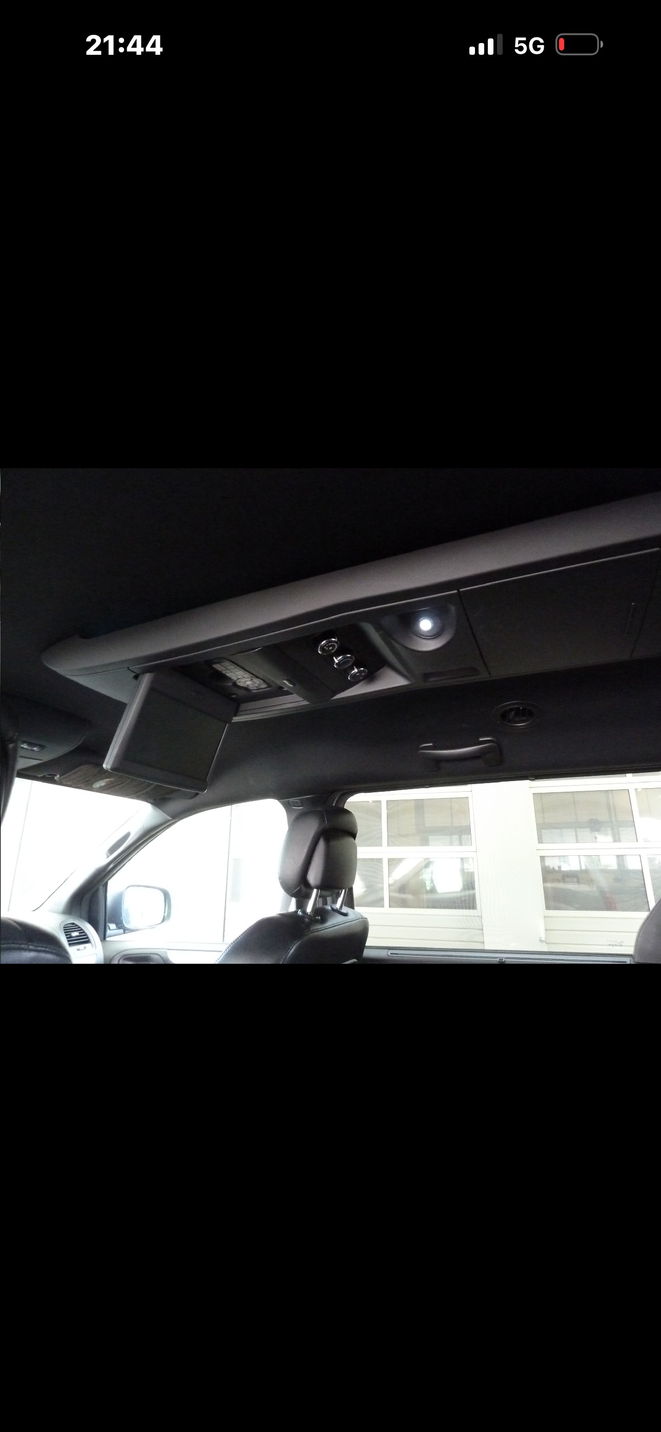 DODGE Grand Caravan-image-4