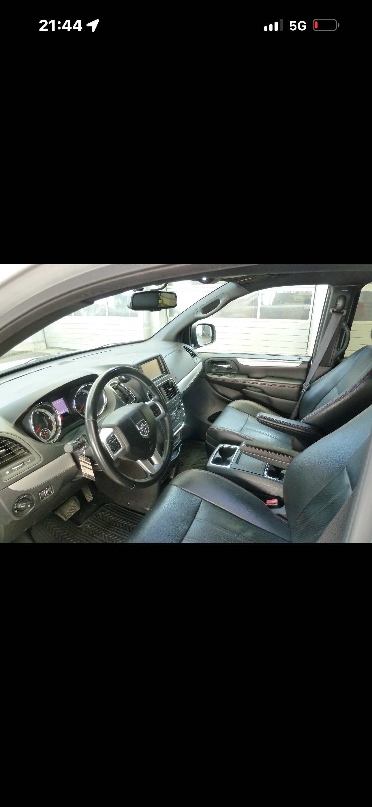 DODGE Grand Caravan-image-2