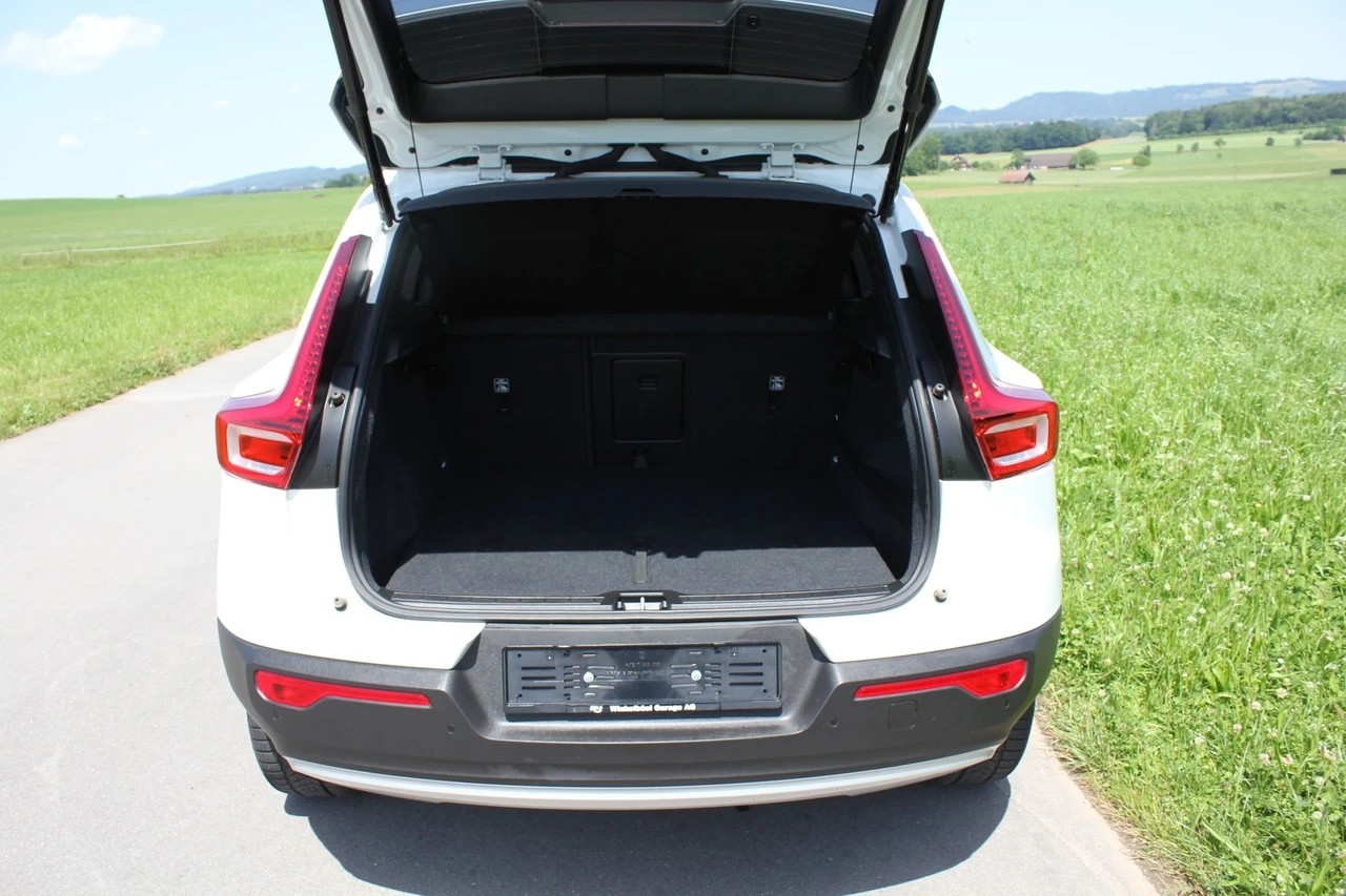 VOLVO XC40 D3 Geartronic-image-5