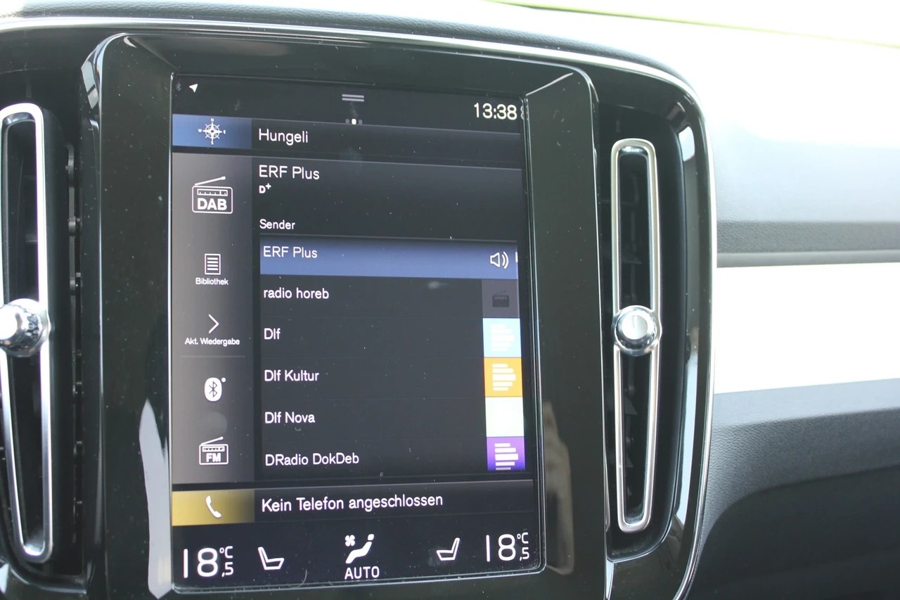 VOLVO XC40 D3 Geartronic-image-10