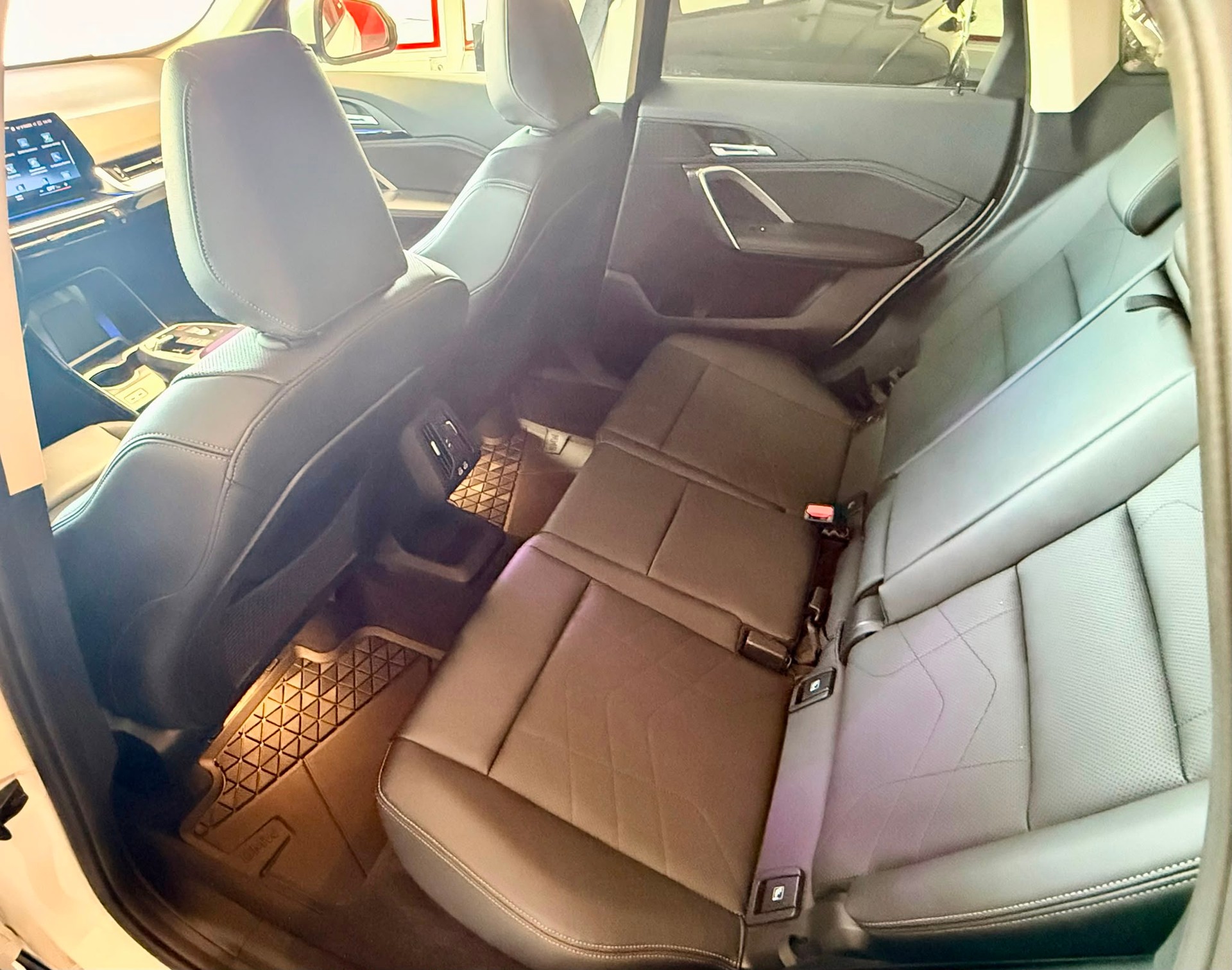 BMW X1 sDrive 18d *FACELIFT*-image-25