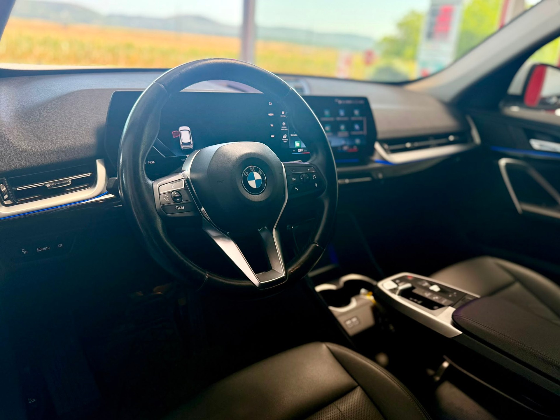 BMW X1 sDrive 18d *FACELIFT*-image-18