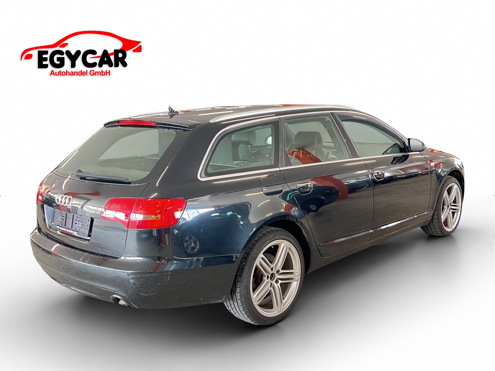 AUDI A6 Avant 3.0 V6 TDI quattro-image-5